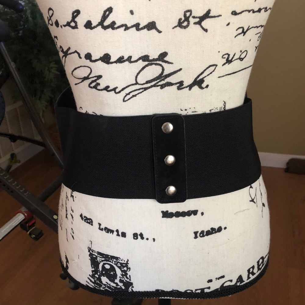 Vintage Style Waist Cinch Snap Back Corset Belt - Picture 4 of 5